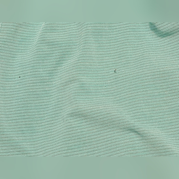 Lululemon run. Tame me tank. Mint green stripe.  Women’s Size 4. - Picture 11 of 11